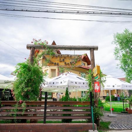 La Padure Pensiune-Restaurant Novaci-Străini Exteriör bild